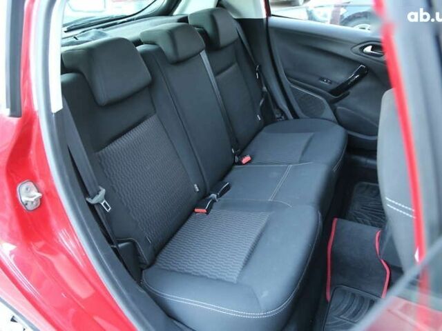 Пежо 208, объемом двигателя 1.2 л и пробегом 95 тыс. км за 9500 $, фото 10 на Automoto.ua