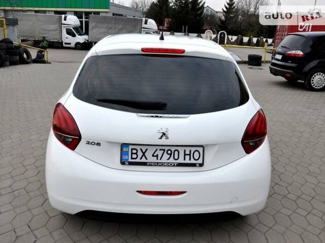 Пежо 208, объемом двигателя 1.2 л и пробегом 103 тыс. км за 7500 $, фото 8 на Automoto.ua