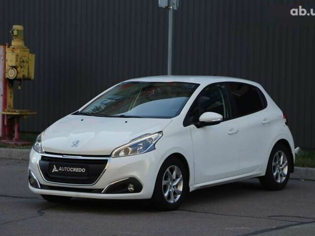 Пежо 208, объемом двигателя 1.5 л и пробегом 55 тыс. км за 12000 $, фото 2 на Automoto.ua