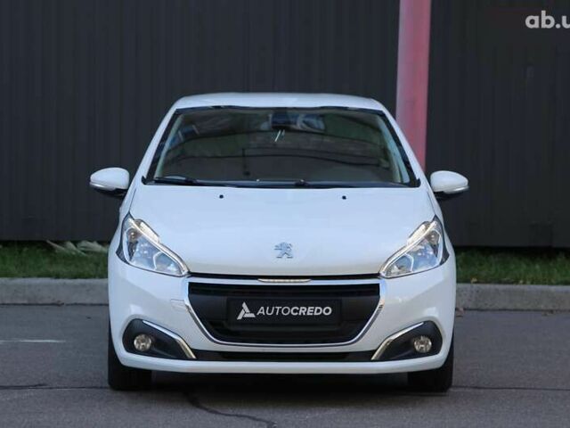 Пежо 208, объемом двигателя 1.5 л и пробегом 55 тыс. км за 12000 $, фото 1 на Automoto.ua