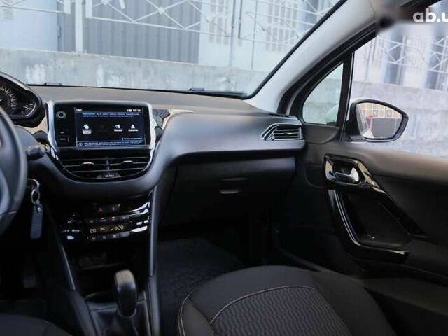 Пежо 208, объемом двигателя 1.5 л и пробегом 55 тыс. км за 12000 $, фото 13 на Automoto.ua