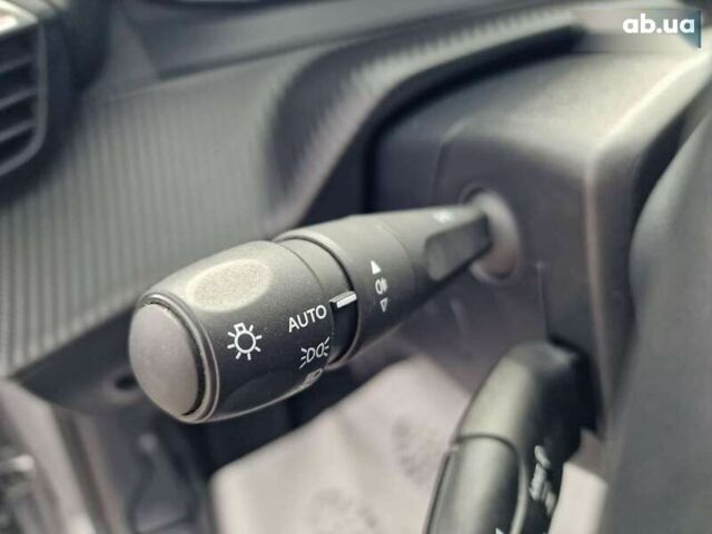 Пежо 208, объемом двигателя 0 л и пробегом 74 тыс. км за 12900 $, фото 20 на Automoto.ua