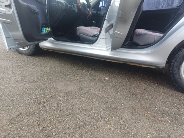 Сірий Пежо 208, об'ємом двигуна 1.4 л та пробігом 230 тис. км за 2349 $, фото 18 на Automoto.ua