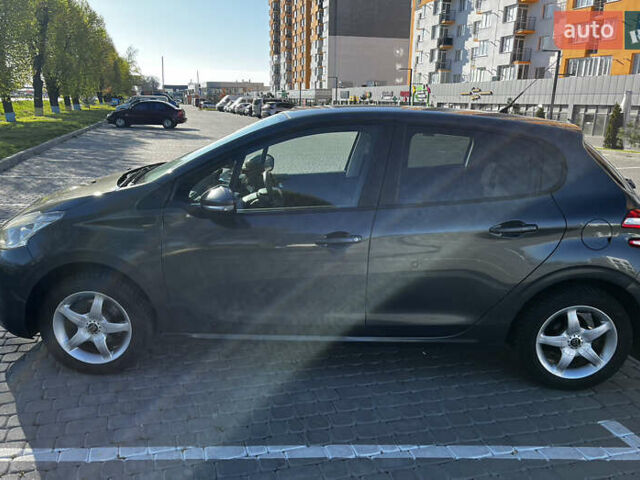 Серый Пежо 208, объемом двигателя 1.2 л и пробегом 210 тыс. км за 6100 $, фото 8 на Automoto.ua