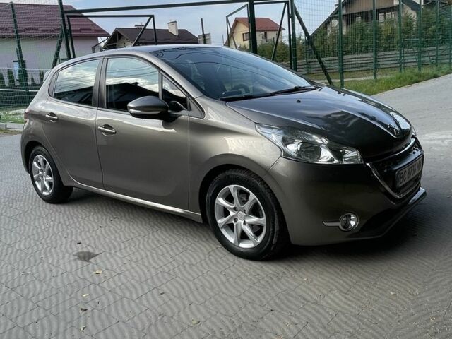 Сірий Пежо 208, об'ємом двигуна 1.4 л та пробігом 98 тис. км за 8200 $, фото 6 на Automoto.ua