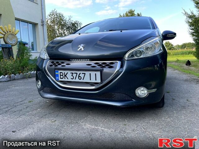 Серый Пежо 208, объемом двигателя 1.4 л и пробегом 177 тыс. км за 5350 $, фото 4 на Automoto.ua