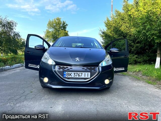 Серый Пежо 208, объемом двигателя 1.4 л и пробегом 177 тыс. км за 5350 $, фото 5 на Automoto.ua
