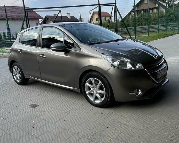 Серый Пежо 208, объемом двигателя 1.4 л и пробегом 98 тыс. км за 8200 $, фото 5 на Automoto.ua