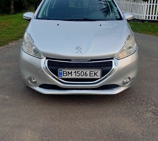 Серый Пежо 208, объемом двигателя 1.6 л и пробегом 192 тыс. км за 5999 $, фото 8 на Automoto.ua