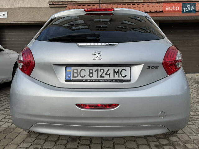 Серый Пежо 208, объемом двигателя 1.4 л и пробегом 197 тыс. км за 6000 $, фото 7 на Automoto.ua