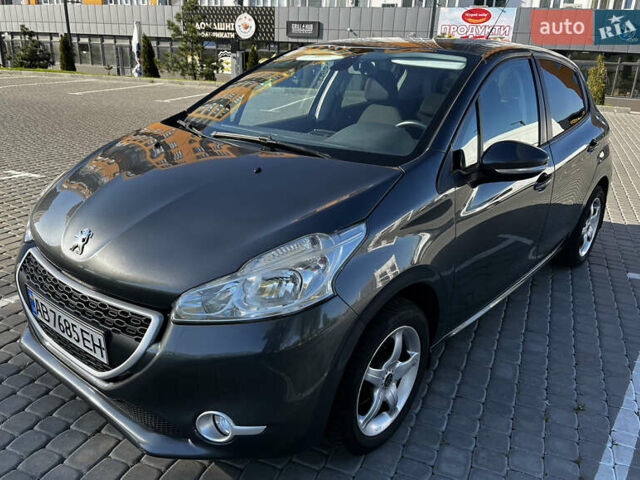 Серый Пежо 208, объемом двигателя 1.2 л и пробегом 210 тыс. км за 6100 $, фото 1 на Automoto.ua