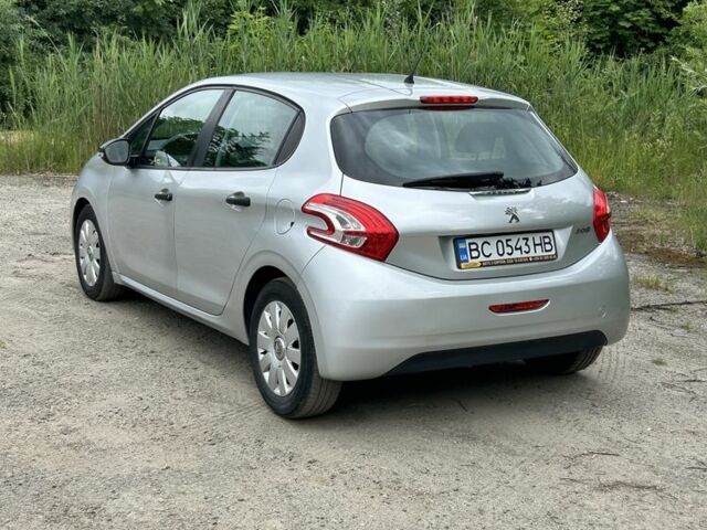 Серый Пежо 208, объемом двигателя 1.4 л и пробегом 230 тыс. км за 6400 $, фото 1 на Automoto.ua