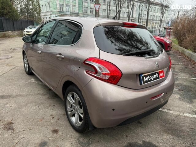 Серый Пежо 208, объемом двигателя 1.6 л и пробегом 136 тыс. км за 6390 $, фото 7 на Automoto.ua