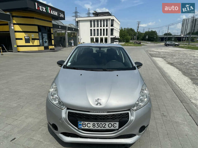 Серый Пежо 208, объемом двигателя 1 л и пробегом 123 тыс. км за 4400 $, фото 1 на Automoto.ua