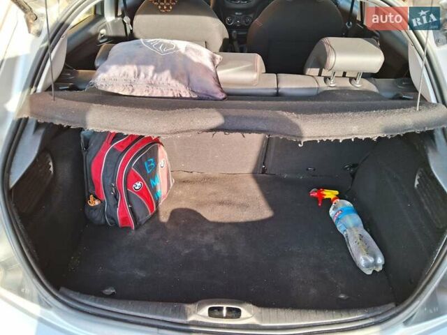 Серый Пежо 208, объемом двигателя 1.56 л и пробегом 159 тыс. км за 8200 $, фото 4 на Automoto.ua