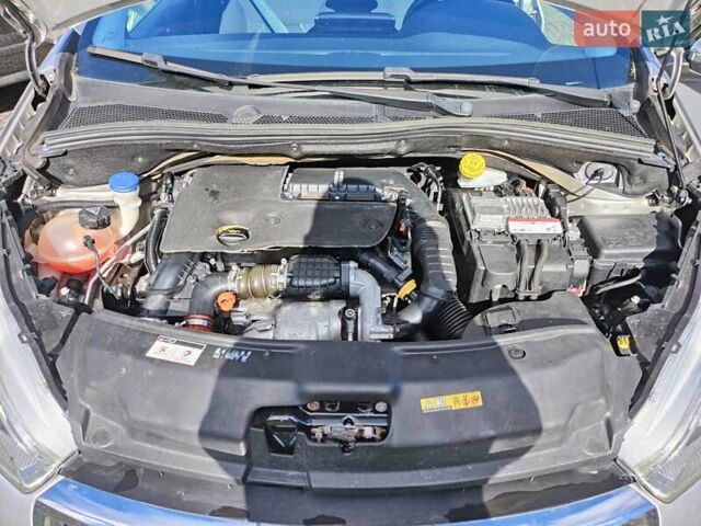 Серый Пежо 208, объемом двигателя 1.6 л и пробегом 219 тыс. км за 7800 $, фото 7 на Automoto.ua