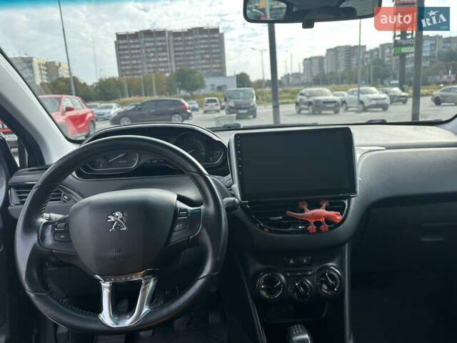 Серый Пежо 208, объемом двигателя 1.6 л и пробегом 190 тыс. км за 7100 $, фото 8 на Automoto.ua
