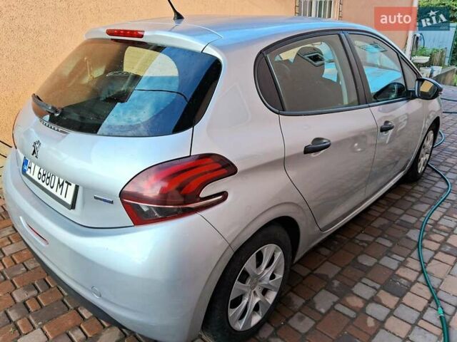 Серый Пежо 208, объемом двигателя 1.56 л и пробегом 159 тыс. км за 8200 $, фото 3 на Automoto.ua