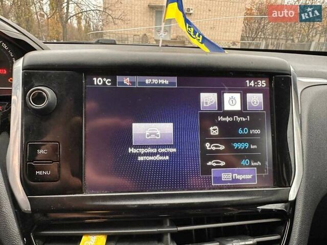 Серый Пежо 208, объемом двигателя 1.2 л и пробегом 172 тыс. км за 8700 $, фото 30 на Automoto.ua