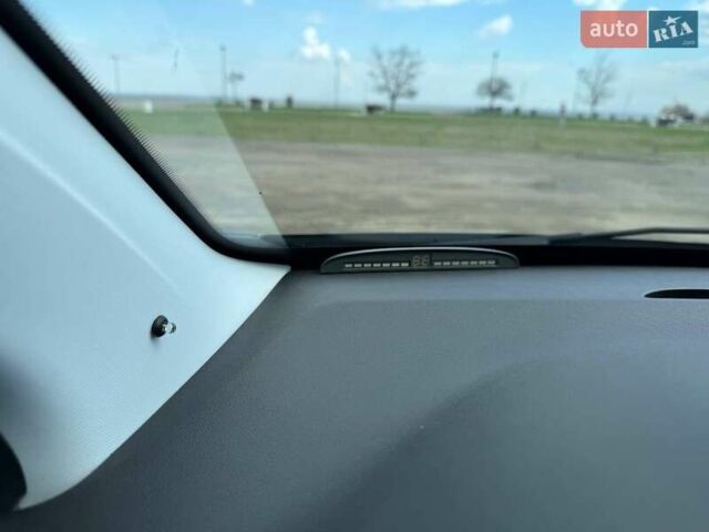 Серый Пежо 208, объемом двигателя 1.2 л и пробегом 37 тыс. км за 8600 $, фото 15 на Automoto.ua