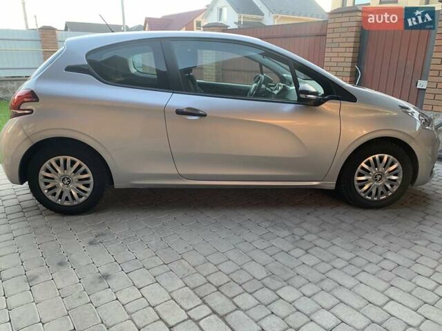 Серый Пежо 208, объемом двигателя 1.2 л и пробегом 121 тыс. км за 5999 $, фото 15 на Automoto.ua