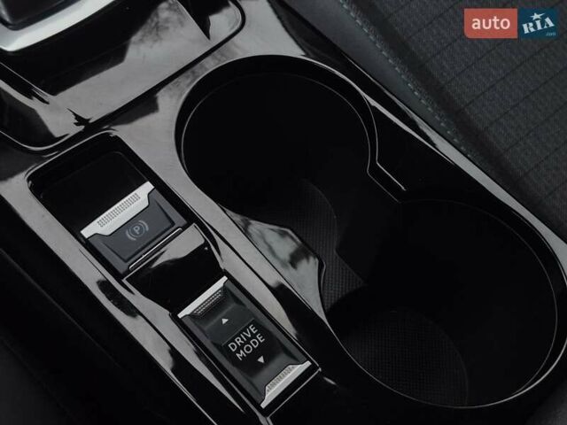 Сірий Пежо 208, об'ємом двигуна 0 л та пробігом 110 тис. км за 15107 $, фото 30 на Automoto.ua