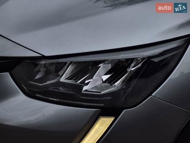 Сірий Пежо 208, об'ємом двигуна 0 л та пробігом 110 тис. км за 15107 $, фото 8 на Automoto.ua