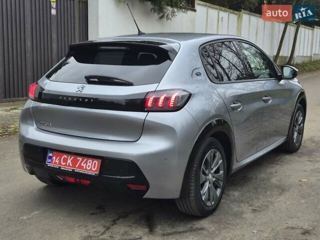 Сірий Пежо 208, об'ємом двигуна 0 л та пробігом 110 тис. км за 15107 $, фото 4 на Automoto.ua