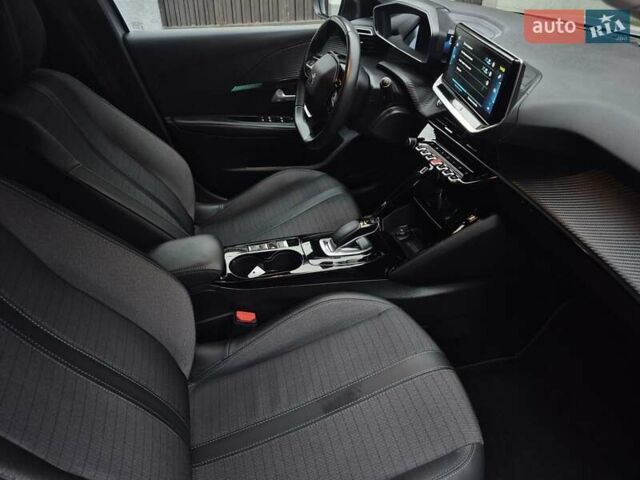 Сірий Пежо 208, об'ємом двигуна 0 л та пробігом 110 тис. км за 15107 $, фото 24 на Automoto.ua