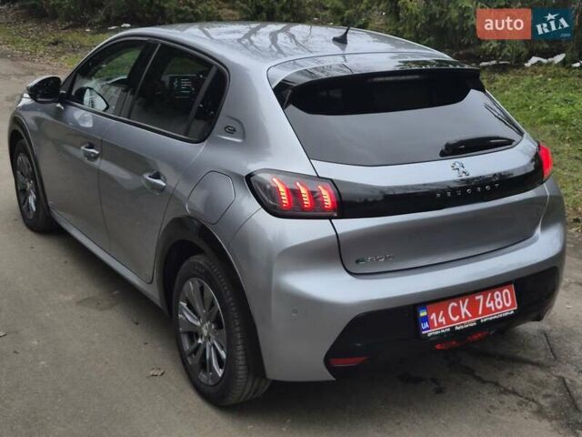 Сірий Пежо 208, об'ємом двигуна 0 л та пробігом 110 тис. км за 15107 $, фото 7 на Automoto.ua