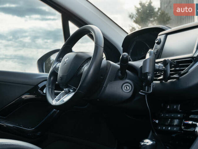 Синий Пежо 208, объемом двигателя 1.6 л и пробегом 130 тыс. км за 7400 $, фото 7 на Automoto.ua