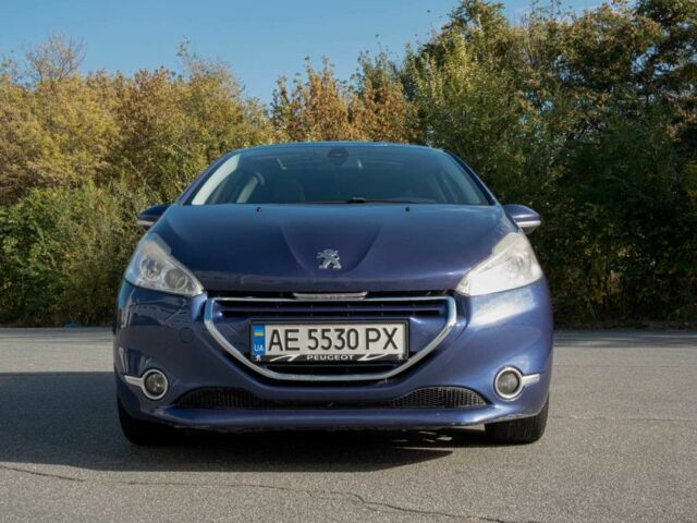 Синій Пежо 208, об'ємом двигуна 1.6 л та пробігом 134 тис. км за 7400 $, фото 1 на Automoto.ua