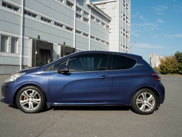 Синій Пежо 208, об'ємом двигуна 1.6 л та пробігом 134 тис. км за 7400 $, фото 3 на Automoto.ua