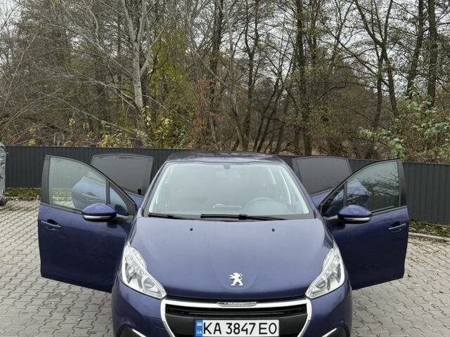 Синій Пежо 208, об'ємом двигуна 1.2 л та пробігом 120 тис. км за 8800 $, фото 2 на Automoto.ua