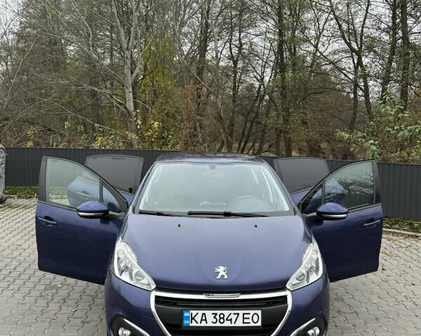 Синій Пежо 208, об'ємом двигуна 1.2 л та пробігом 120 тис. км за 8800 $, фото 2 на Automoto.ua
