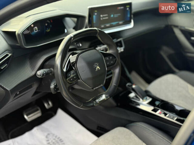 Синий Пежо 208, объемом двигателя 0 л и пробегом 135 тыс. км за 15700 $, фото 28 на Automoto.ua