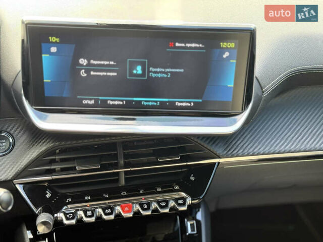 Синий Пежо 208, объемом двигателя 0 л и пробегом 135 тыс. км за 15700 $, фото 35 на Automoto.ua