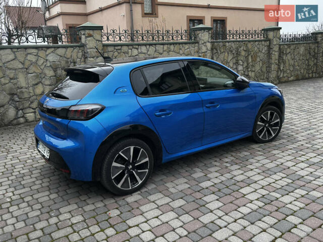Синій Пежо 208, об'ємом двигуна 0 л та пробігом 32 тис. км за 14900 $, фото 2 на Automoto.ua