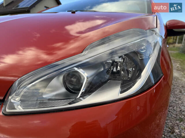 Помаранчевий Пежо 208, об'ємом двигуна 1.2 л та пробігом 125 тис. км за 8300 $, фото 9 на Automoto.ua