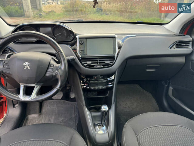 Помаранчевий Пежо 208, об'ємом двигуна 1.2 л та пробігом 125 тис. км за 8300 $, фото 19 на Automoto.ua