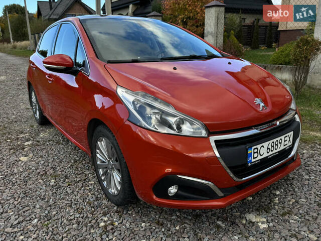 Помаранчевий Пежо 208, об'ємом двигуна 1.2 л та пробігом 125 тис. км за 8300 $, фото 7 на Automoto.ua