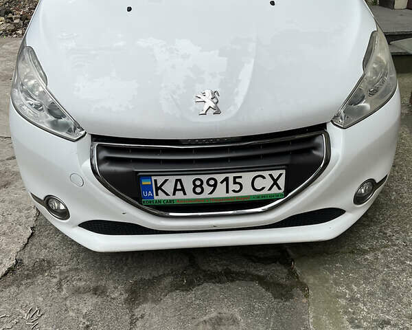 Білий Пежо 208 Hatchback (5d), об'ємом двигуна 1.6 л та пробігом 155 тис. км за 6800 $, фото 19 на Automoto.ua