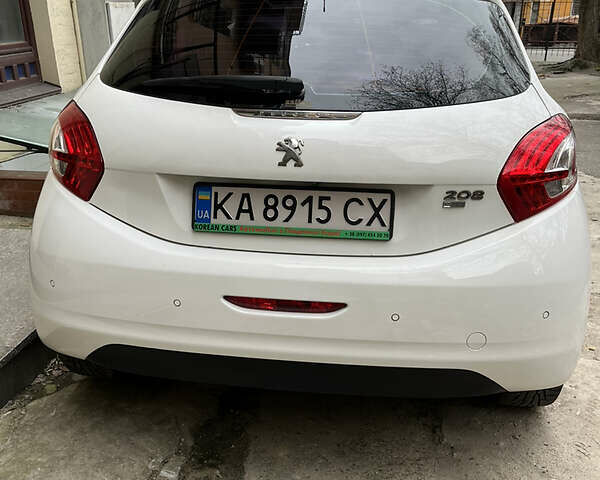 Білий Пежо 208 Hatchback (5d), об'ємом двигуна 1.6 л та пробігом 155 тис. км за 6800 $, фото 18 на Automoto.ua