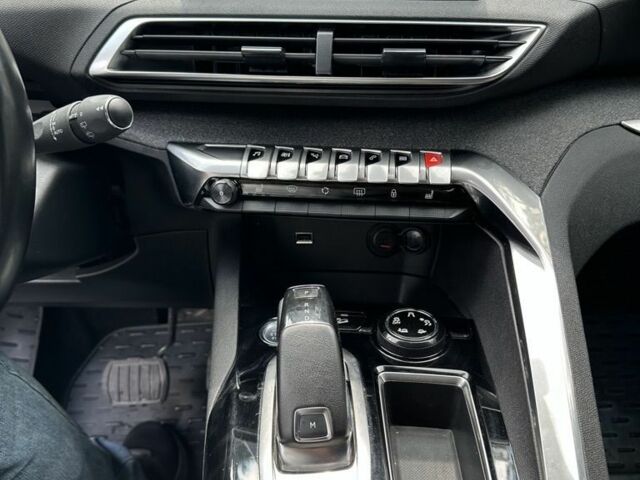 Белый Пежо 3008, объемом двигателя 0 л и пробегом 106 тыс. км за 23700 $, фото 14 на Automoto.ua