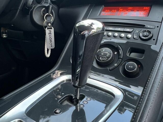 Белый Пежо 3008, объемом двигателя 1.6 л и пробегом 95 тыс. км за 11800 $, фото 12 на Automoto.ua