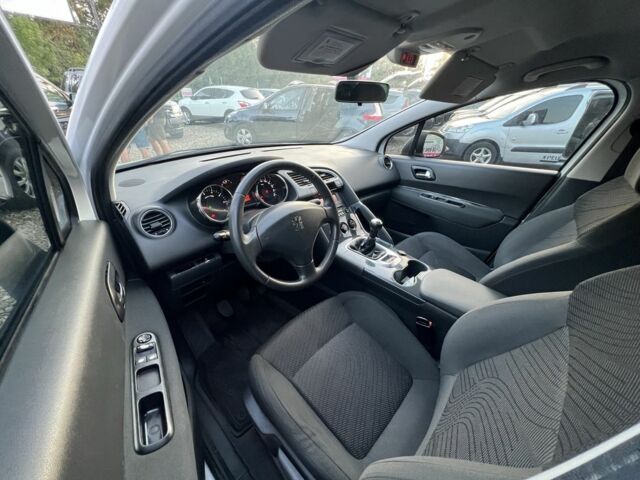 Белый Пежо 3008, объемом двигателя 1.6 л и пробегом 203 тыс. км за 6499 $, фото 10 на Automoto.ua