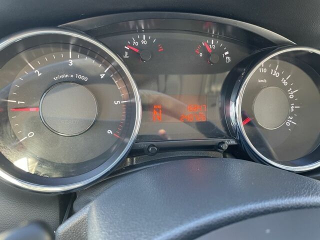 Белый Пежо 3008, объемом двигателя 1.6 л и пробегом 240 тыс. км за 8300 $, фото 16 на Automoto.ua