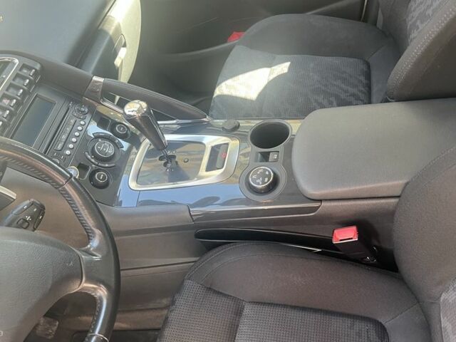 Белый Пежо 3008, объемом двигателя 1.6 л и пробегом 181 тыс. км за 8500 $, фото 7 на Automoto.ua