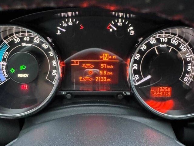 Белый Пежо 3008, объемом двигателя 2 л и пробегом 223 тыс. км за 12800 $, фото 13 на Automoto.ua