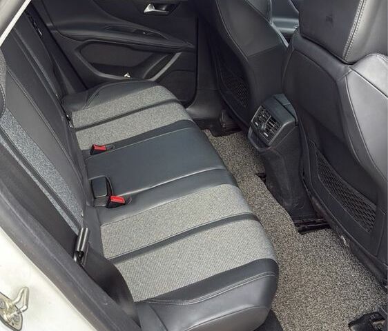 Белый Пежо 3008, объемом двигателя 1.6 л и пробегом 120 тыс. км за 18950 $, фото 5 на Automoto.ua